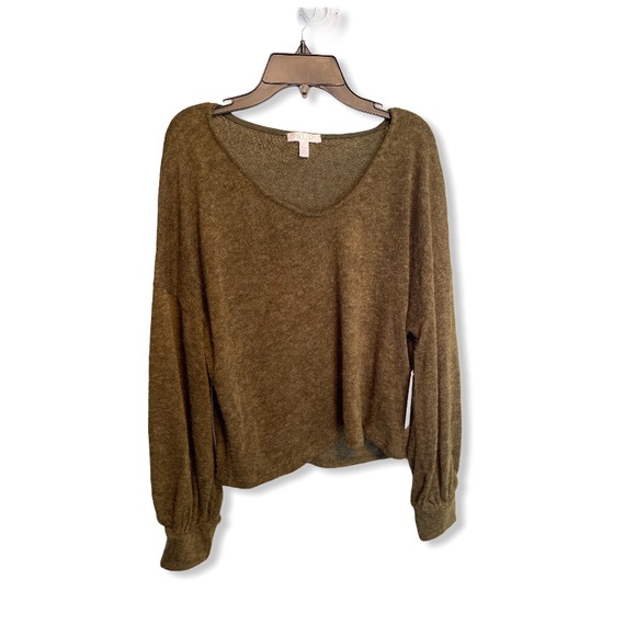Abound V-Neck Dolman Pullover Sweater Olive Italy - Picture 3 of 7